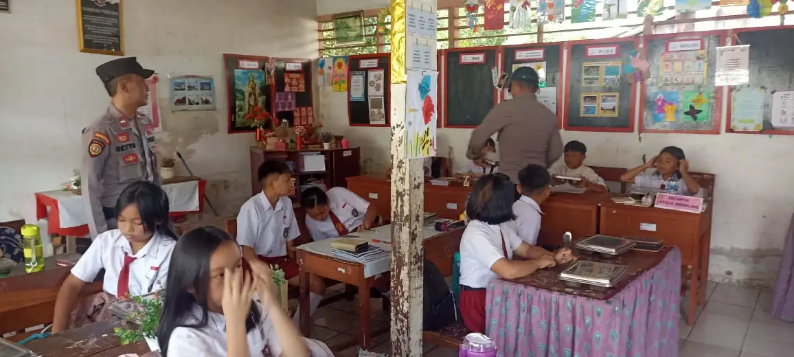 Penyaluran Makan Sehat Bergizi untuk 1.168 Pelajar di Langowan Timur Berjalan Aman dan Lancar